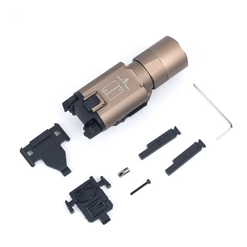 Torcia Tattica LED X300U Ultra - Outdoor Hunting Lights recensione e prezzo